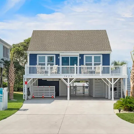 A Pier To Sea By Oak Island Accommodations